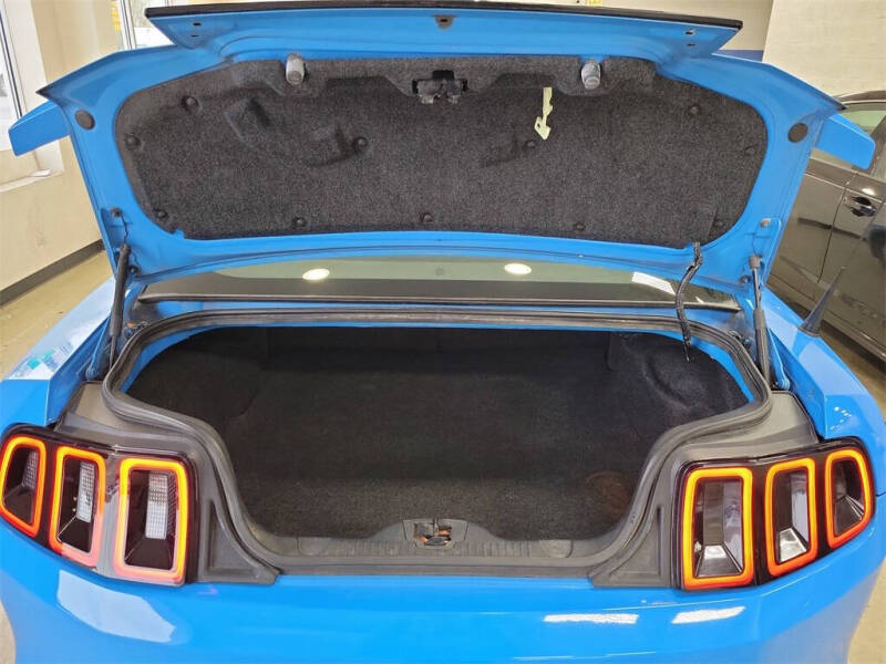 2013 Ford Mustang V6