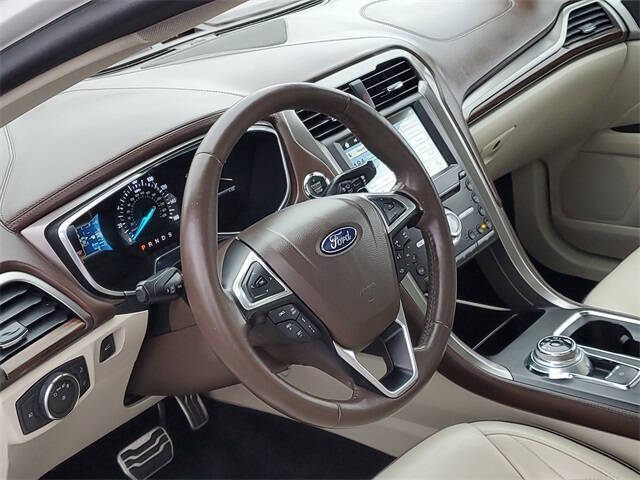2017 Ford Fusion Platinum