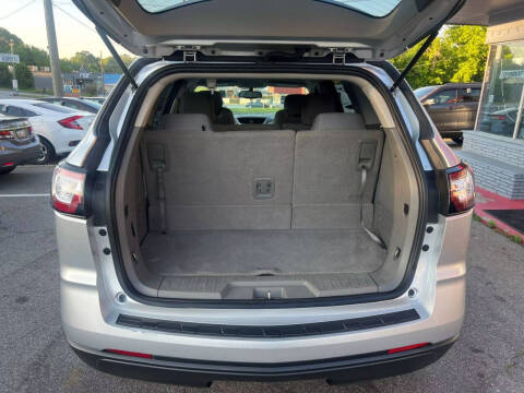 2017 Chevrolet Traverse LS