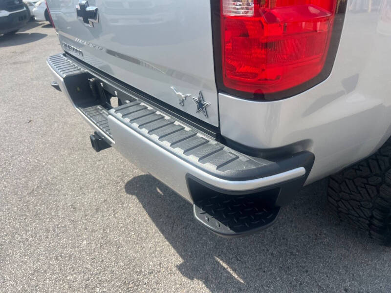 2018 Chevrolet Silverado 1500 Custom