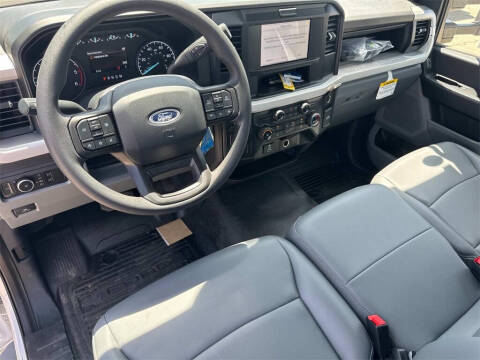 2025 Ford F-350 Super Duty XL