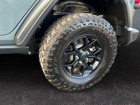 2025 Jeep Wrangler Willys 4xe