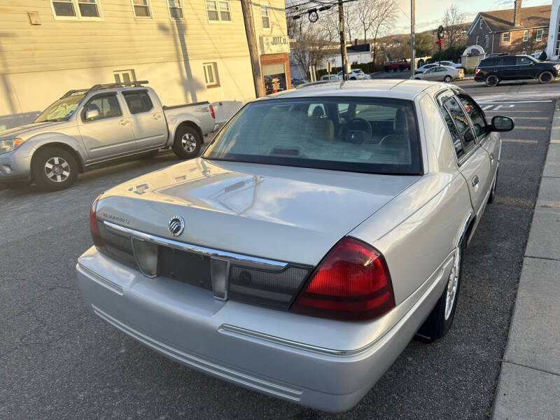 2009 Mercury Grand Marquis LS