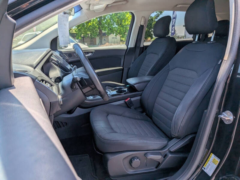 2015 Ford Edge SE