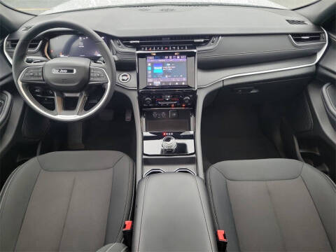 2024 Jeep Grand Cherokee Laredo X