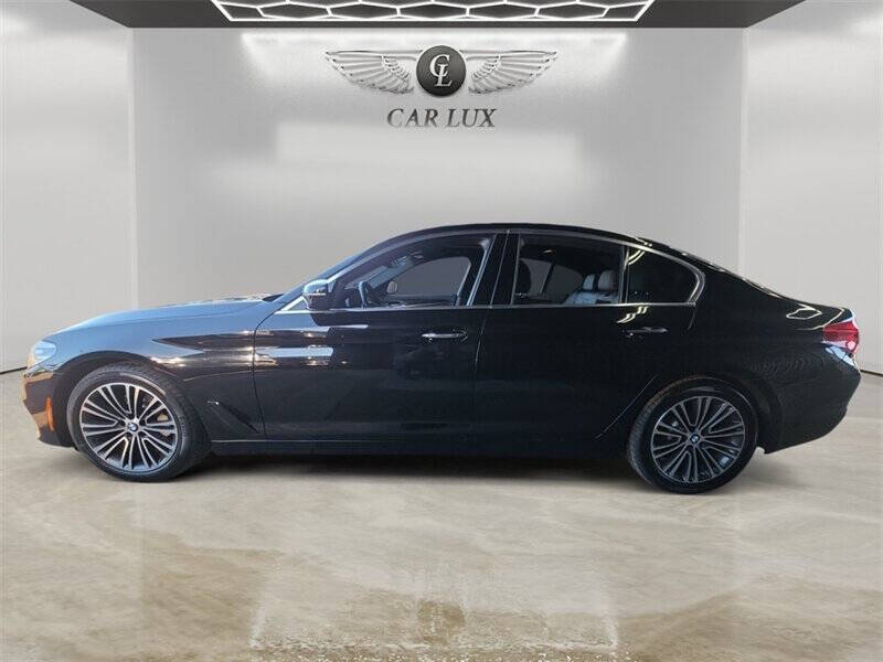 2018 BMW 5 Series 530i