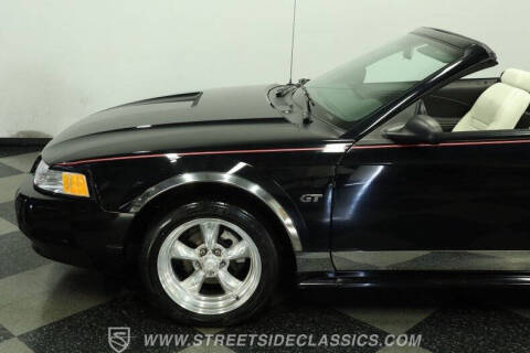 2000 Ford Mustang GT
