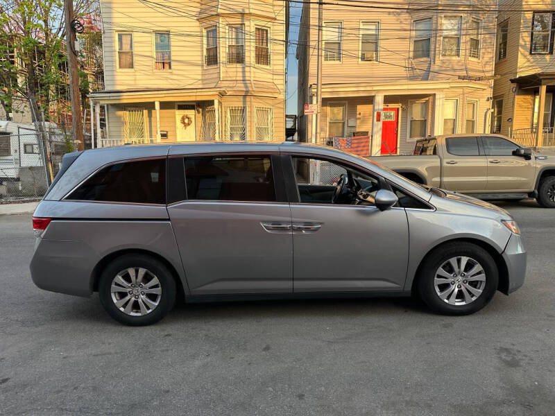 2016 Honda Odyssey SE