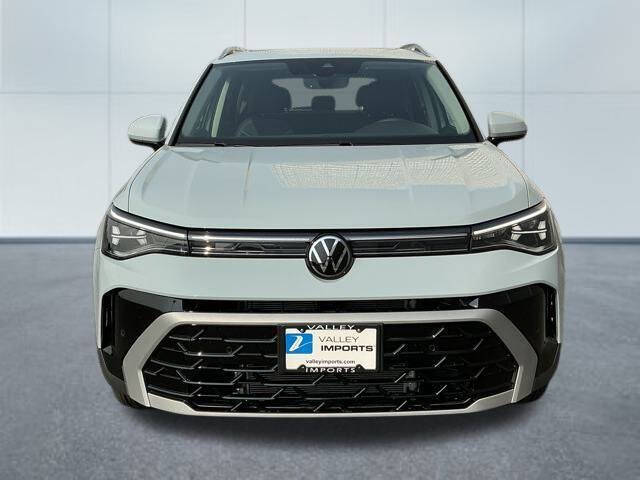2025 Volkswagen Taos SEL 4Motion
