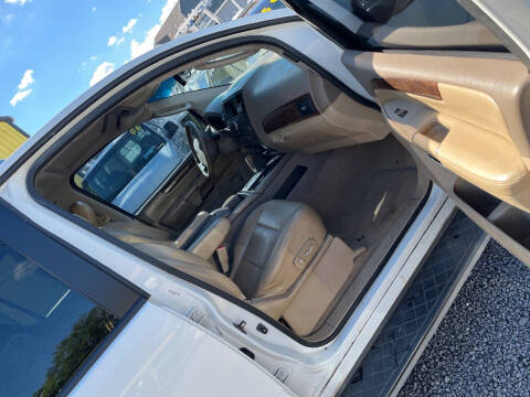 2011 Nissan Armada Platinum