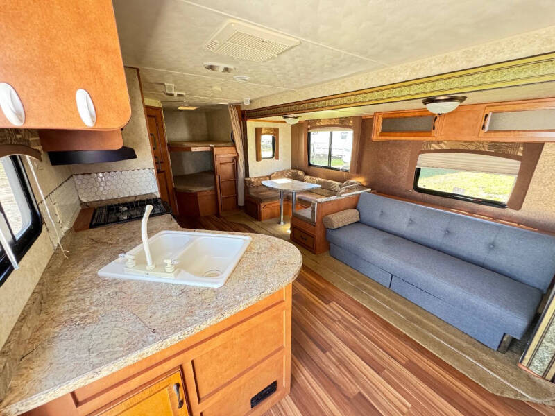 2013 Gulfstream Innsbrook 277DDS