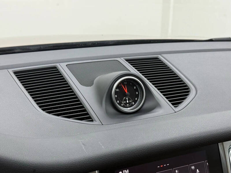 2018 Porsche Macan S