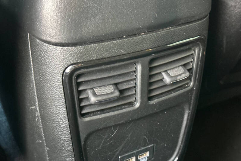 2018 Chrysler 300 S