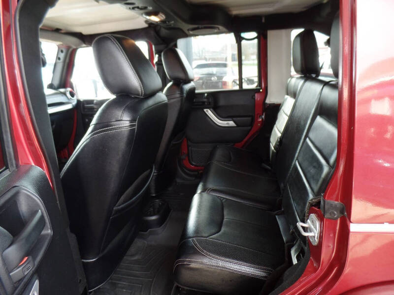 2012 Jeep Wrangler Unlimited Sahara