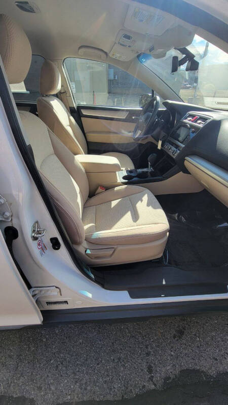 2017 Subaru Outback 2.5i Premium