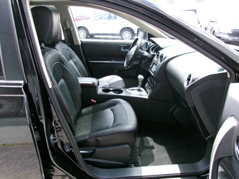 2011 Nissan Rogue SV
