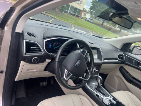 2017 Ford Edge Titanium