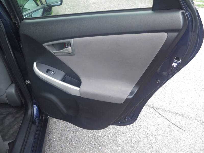 2013 Toyota Prius Three