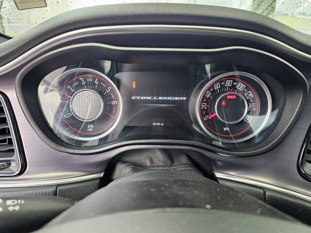 2015 Dodge Challenger SXT