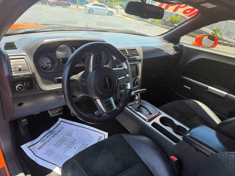 2012 Dodge Challenger SRT8 392