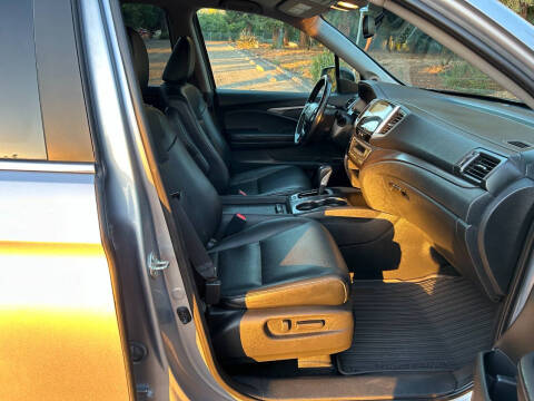 2017 Honda Ridgeline RTL-T