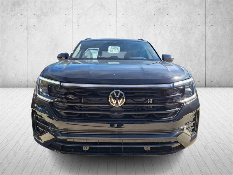 2026 Volkswagen Atlas Cross Sport SEL R-Line Black 4Motion