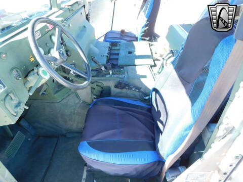 2002 AM General M1123