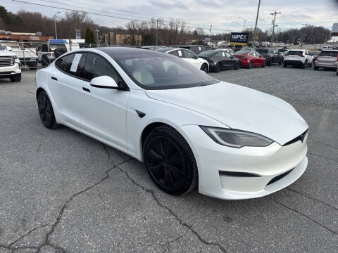 2022 Tesla Model S Plaid