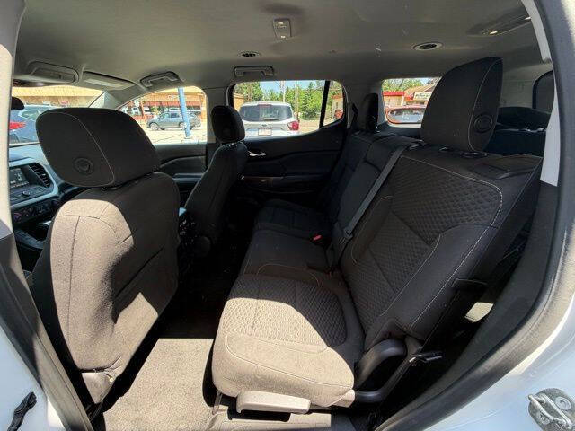 2017 GMC Acadia SLE-2