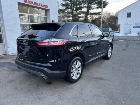 2022 Ford Edge Titanium
