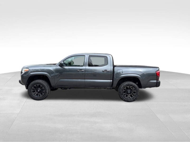 Used 2022 Toyota Tacoma SR with VIN 3TMCZ5AN3NM521048 for sale in Maysville, KY