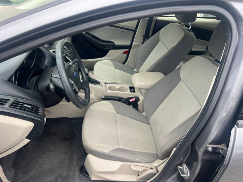 2012 Ford Focus SE