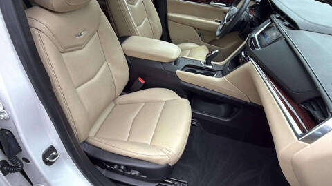 2018 Cadillac XT5 Luxury