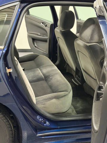 2012 Chevrolet Impala LS