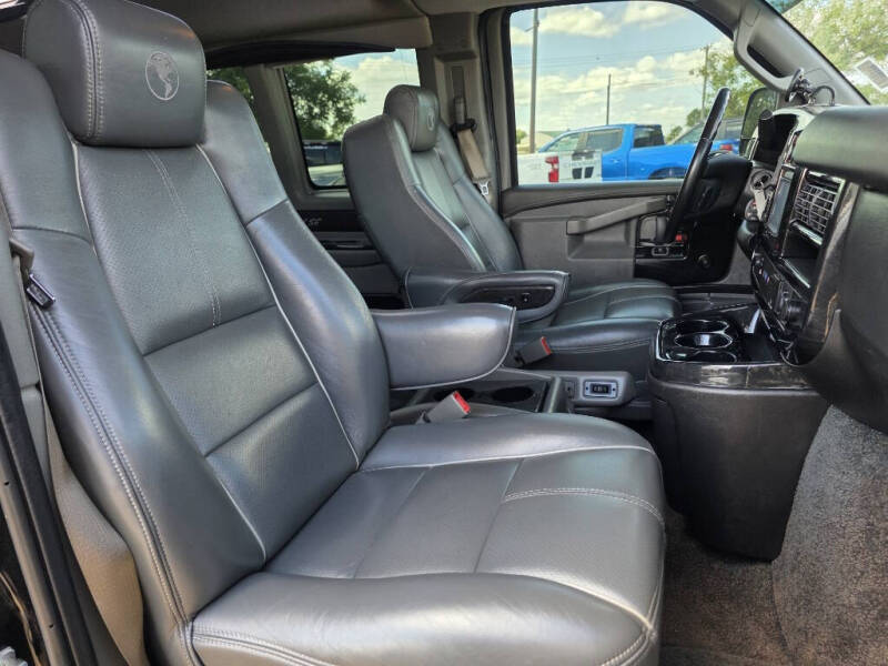 2019 Chevrolet Express 2500