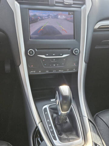 2013 Ford Fusion Hybrid SE