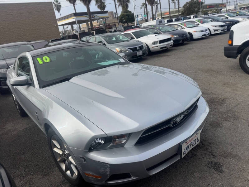 2010 Ford Mustang V6