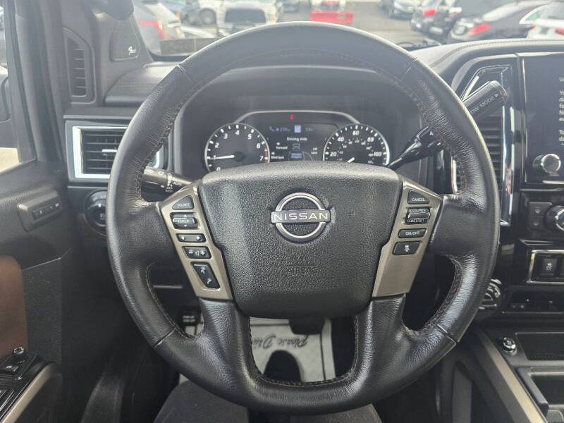 2023 Nissan Titan Platinum Reserve