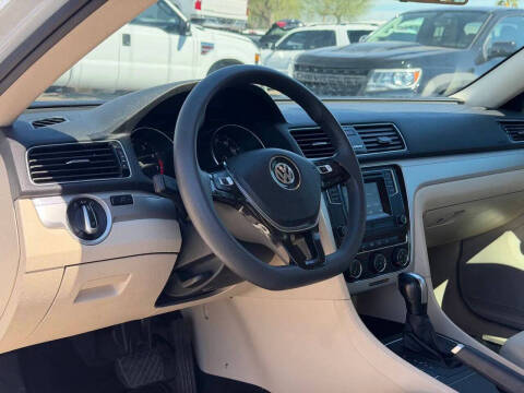2018 Volkswagen Passat 2.0T S