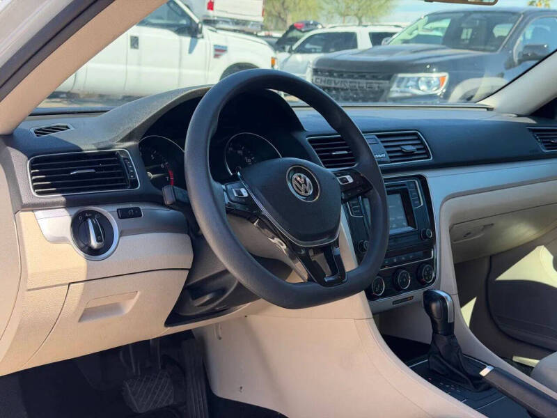2018 Volkswagen Passat 2.0T S
