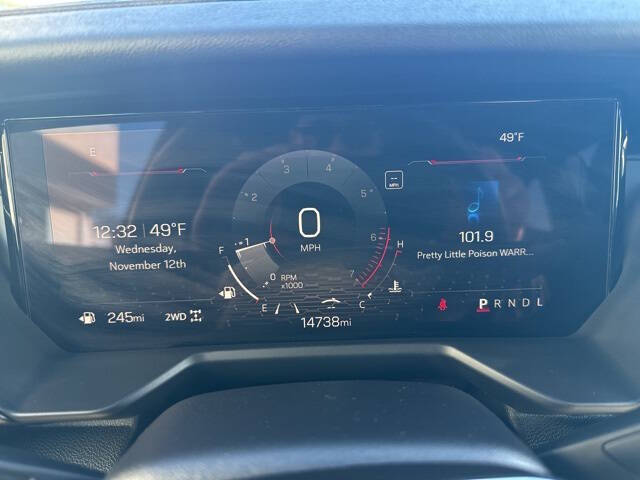 2025 GMC Acadia Elevation