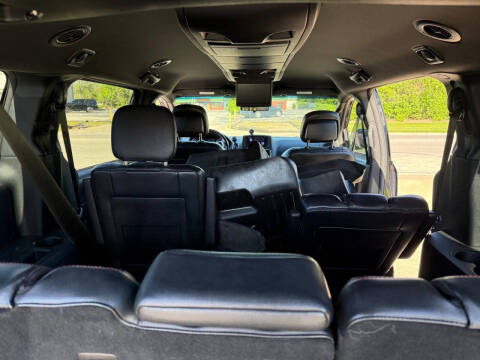 2011 Dodge Grand Caravan R/T