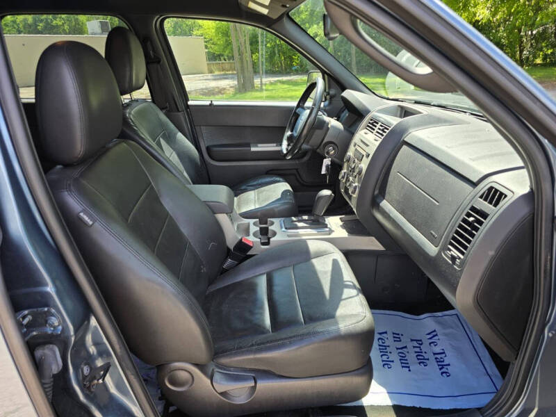 2011 Ford Escape XLT