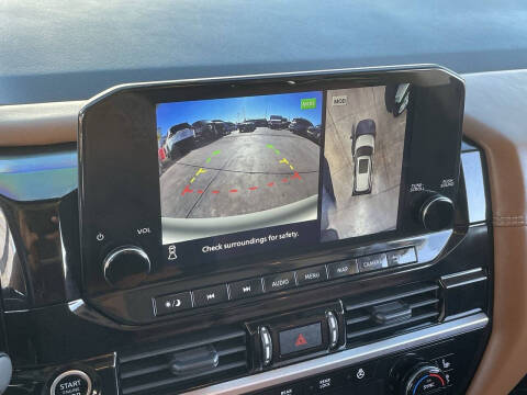 2023 Nissan Pathfinder Platinum