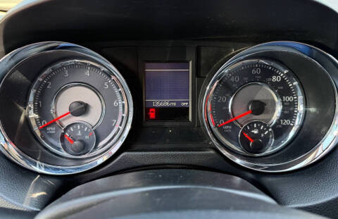 2014 Chrysler Town and Country Touring-L