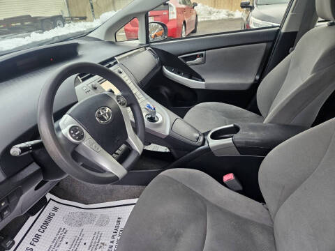 2013 Toyota Prius Plug-in Hybrid Advanced