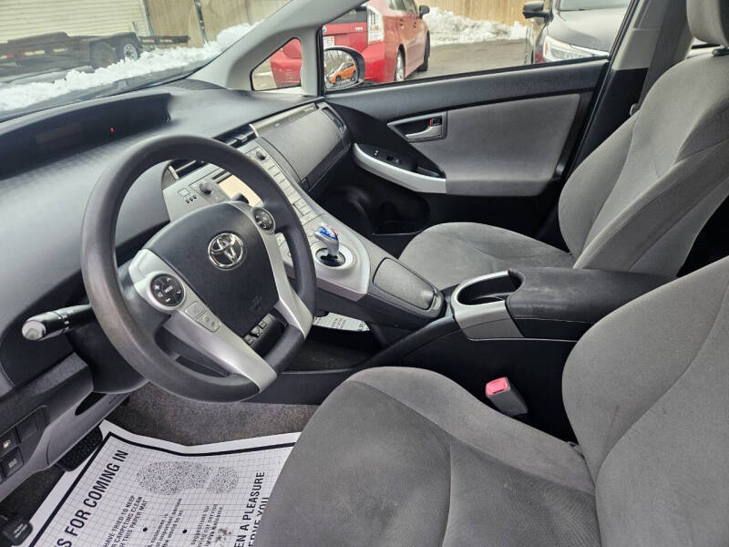 2013 Toyota Prius Plug-in Hybrid Advanced