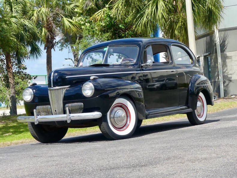 1941 Ford Deluxe