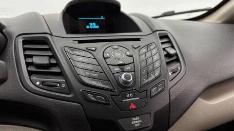 2017 Ford Fiesta SE