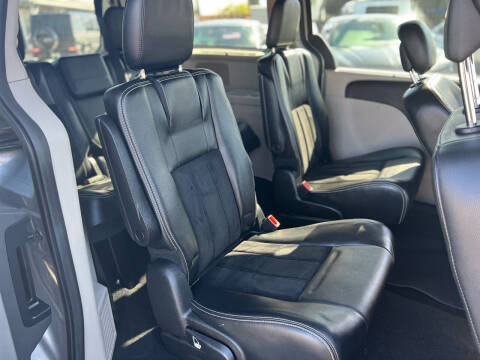 2017 Dodge Grand Caravan SXT